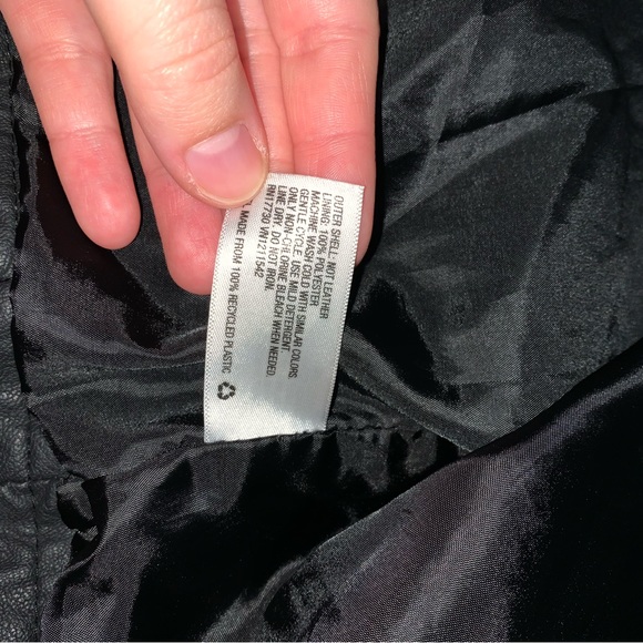 2x Jacket - Picture 4 of 7